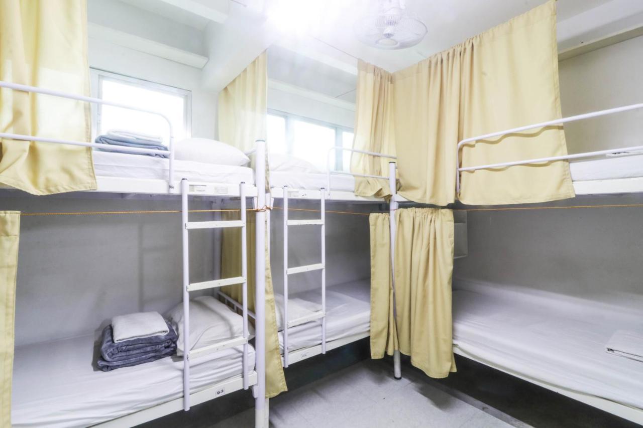 Ark Hostel City Center Manila Pasay Zewnętrze zdjęcie